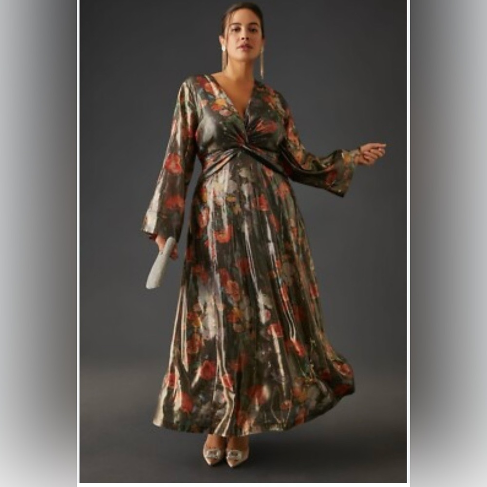 Like new Anthropologie Caballero Metallic Floral Deep V-Neck Maxi Dress size S. - Picture 3 of 9